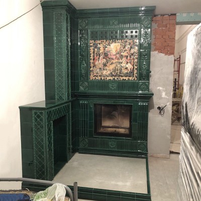 Изразцовый муравленный камин Бристоль с туннельной топкой от производителя Ceramica
